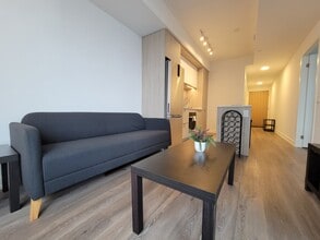 Building Photo - 395 Square One Dr