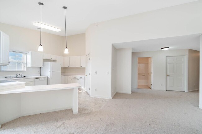 Building Photo - 1170 Periwinkle Dr