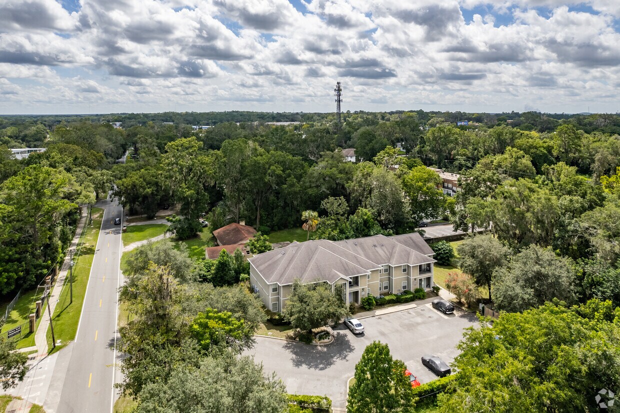 2208 NE 3rd St Ocala, FL 34470 - Orangeview