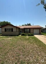 Building Photo - 4208 SE 31st Ave