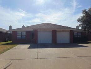 Building Photo - 405 Kline Ave