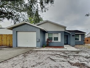 Building Photo - 1613 Crystalview Trail