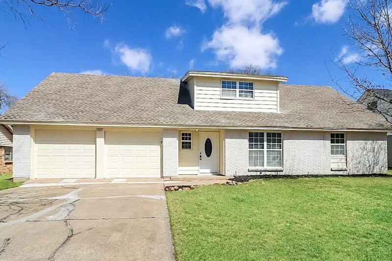 Foto principal - 2007 Rosewood Ln