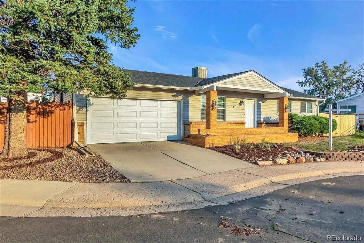 4518 S Fairplay Ct, Aurora, CO 80015 House Rental in Aurora, CO