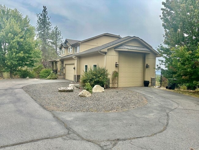 Building Photo - 4409 W Country Hls Ln