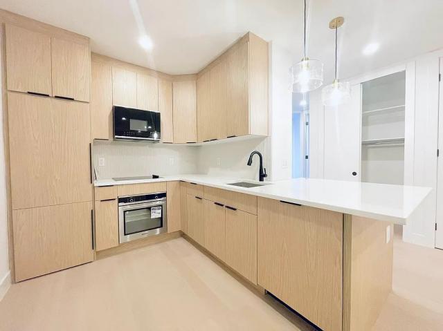 Building Photo - 3 bedroom in Brooklyn NY 11215