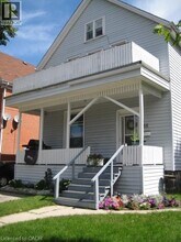 Building Photo - 66 Waterloo St