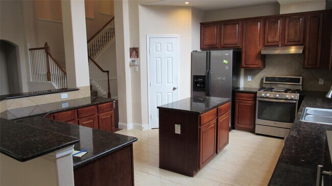 Building Photo - 17615 Belwood Park Ln