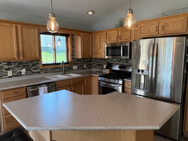 Foto del edificio - 4702 Manor Brook Dr NW