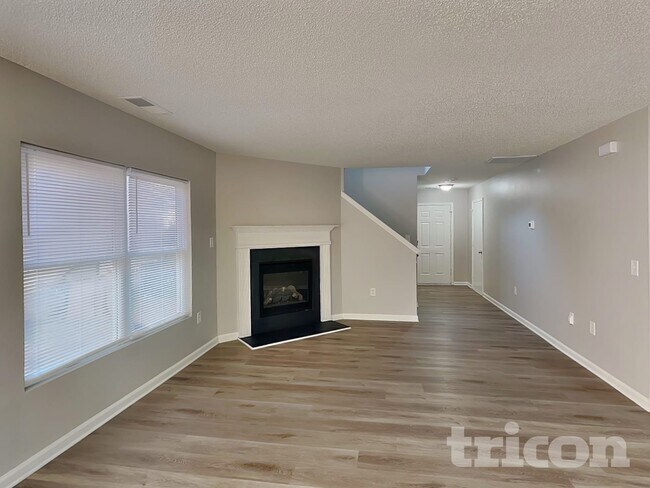 Foto del edificio - 10242 Hugue Way