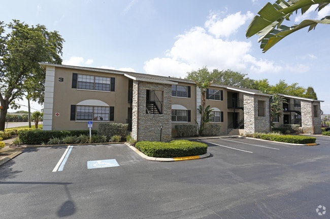 Building Photo - Westshore Flats II