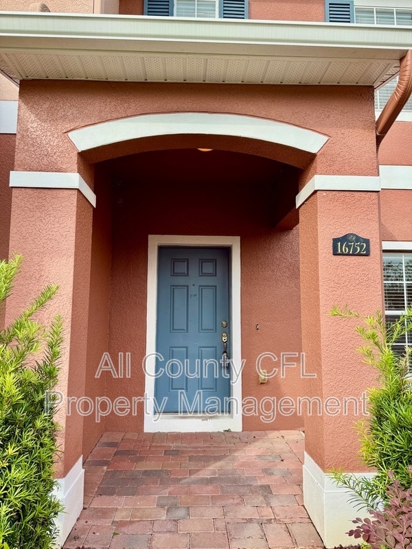 Photo - 16752 Cedar Crest Dr Townhome