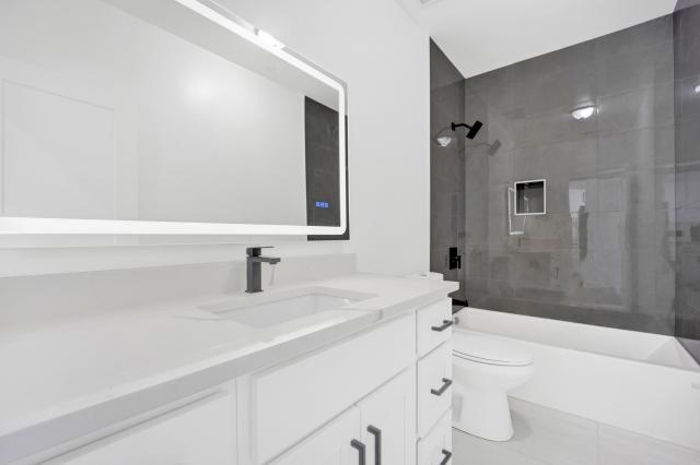 Foto del edificio - 2 bedroom in Chicago IL 60630