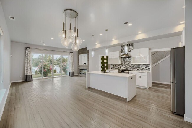 Foto del edificio - Beautiful 4bed/2.5bath Home in Desirable West Seattle Location!