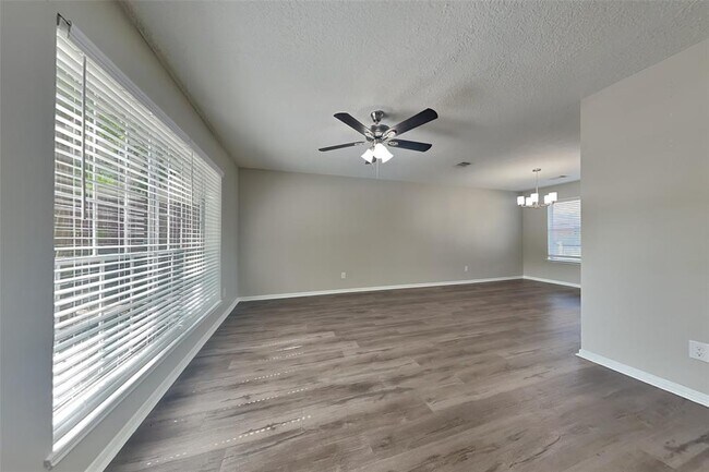 Foto del edificio - 5 Regency Ct