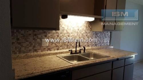 Foto del edificio - 321 Lake Blvd