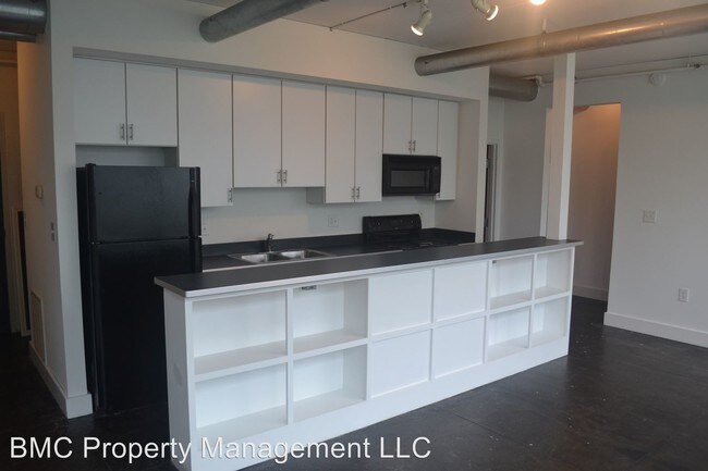 Foto del edificio - 4 br, 2 bath Apartment - 1605 Gordon Avenue