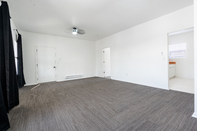 Foto del edificio - 1918 W Washington St