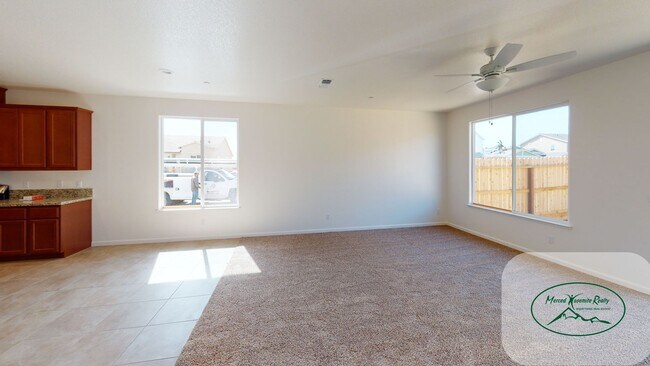 Building Photo - New Bellevue Ranch Home Vacant- Must Apply...