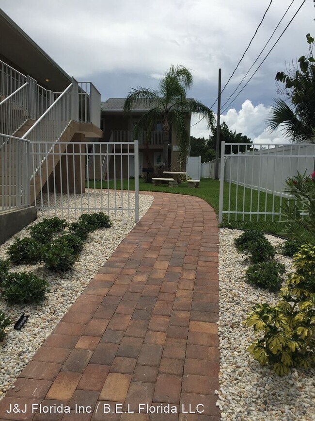 Foto del edificio - 134 Boynton Blvd