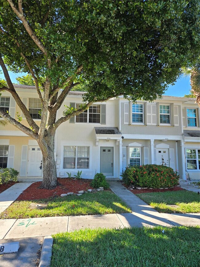 Foto del edificio - 7713 Sanibel Dr