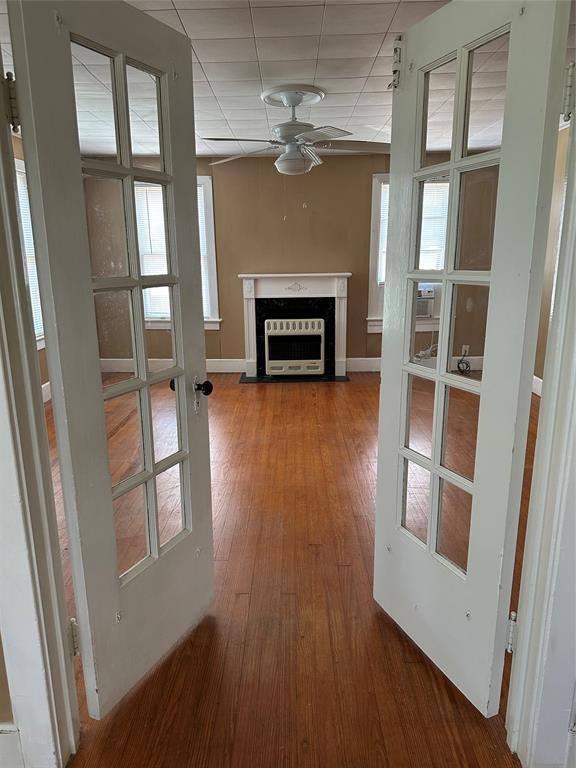 Foto principal - 913 Atchison St