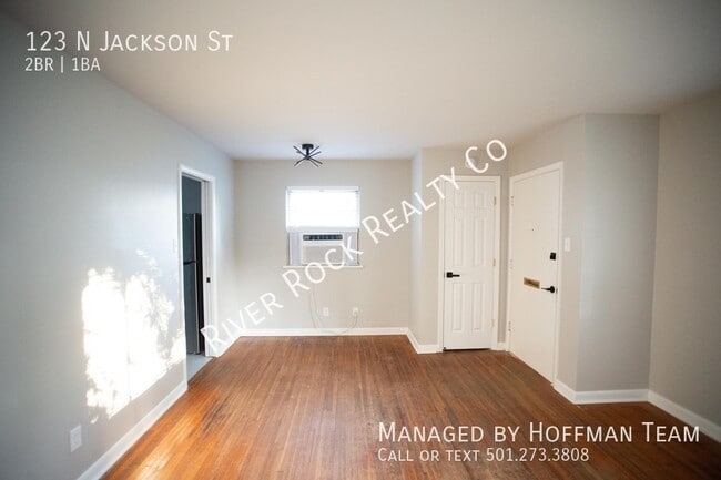 Building Photo - 123 N Jackson St
