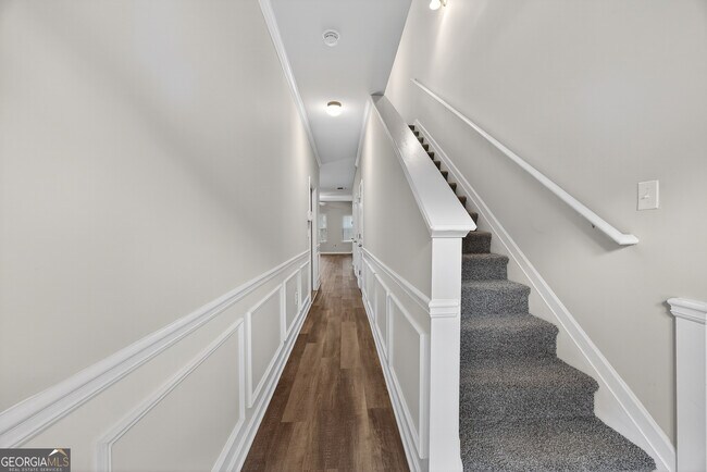 Foto del edificio - 4497 Ravenwood Dr