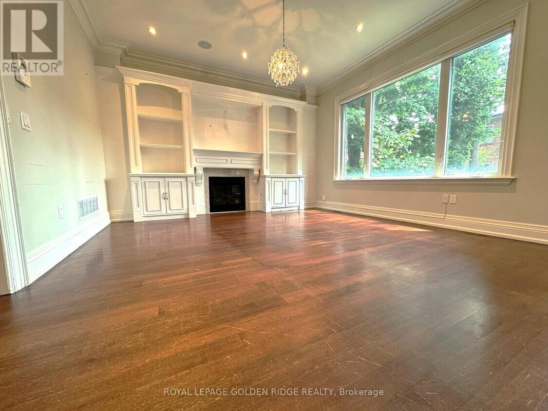 Primary Photo - 517 Glengarry Ave
