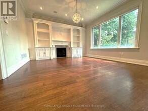 Building Photo - 517 Glengarry Ave