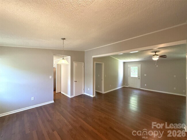Foto del edificio - 8209 Terra Linda Ln