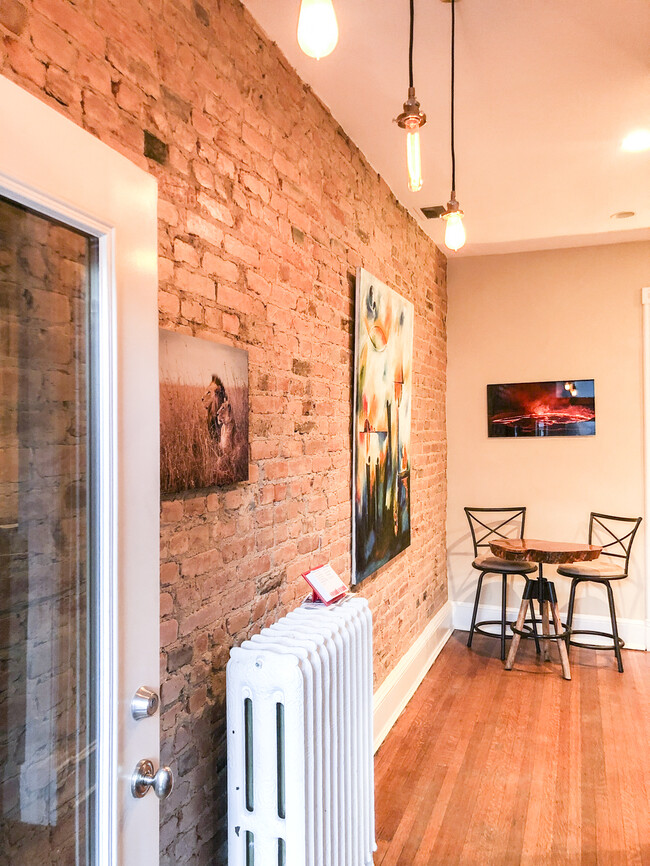 Foto del edificio - 1518 Monroe St NW