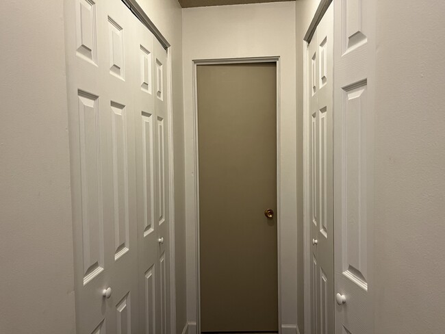 Workout room - 221 E 7th Ave