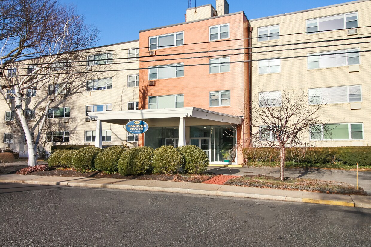 Foto principal - 292 Pequot Ave