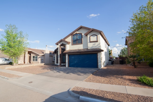 Building Photo - 13260 Emerald Creek Dr