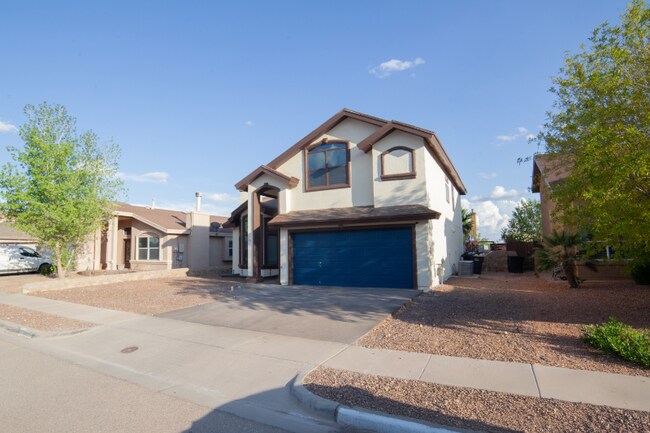 Foto del edificio - 13260 Emerald Creek Dr