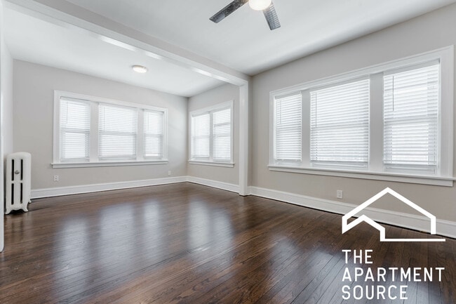 Foto del edificio - 5306 N Ashland Ave