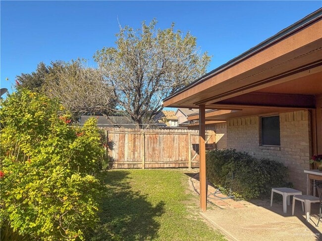 Foto del edificio - 5 Ichabod Ln