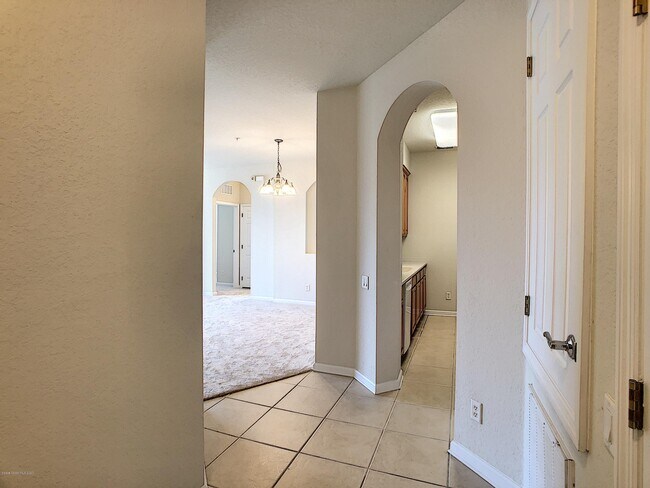 Building Photo - 3848 Lexmark Ln