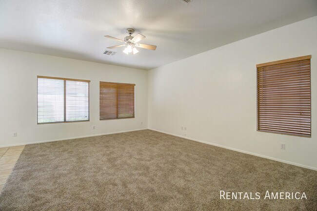 Building Photo - 2579 E Indian Wells Pl