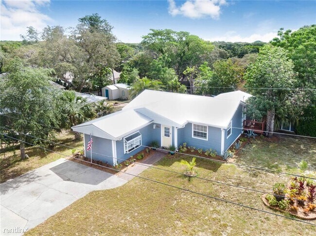 Building Photo - 3 br, 2 bath House - 1306 SUTHERLAND DRIVE