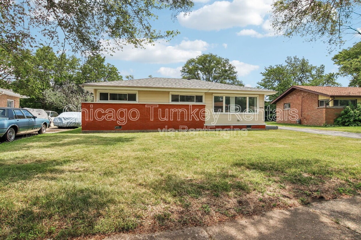 Primary Photo - 16019 Circle Dr