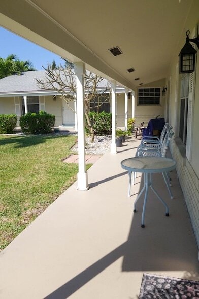 Foto del edificio - 1232 Cabana Rd