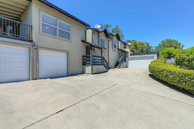 Building Photo - 11217 Mountain View Ct