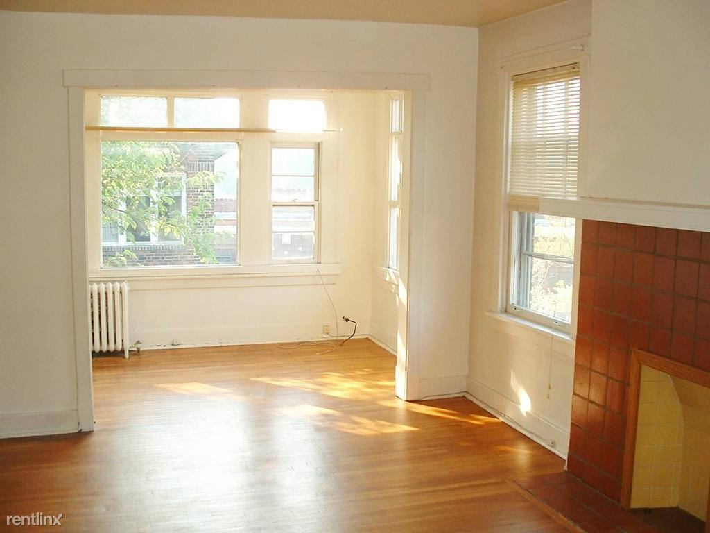 Primary Photo - 5848 Alderson St
