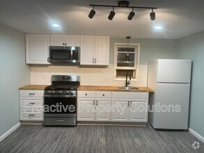 Building Photo - 3512 Pocono Park Dr