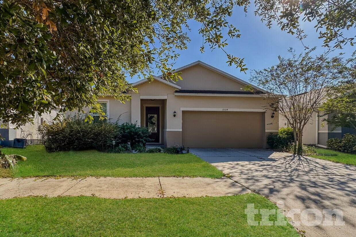 Foto principal - 10514 Medford Lakes Dr