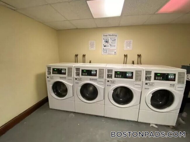 Foto del edificio - 44 Estes St