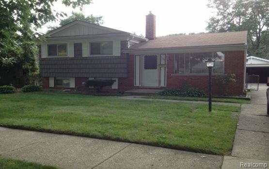 Primary Photo - 32727 Tuxedo Ct