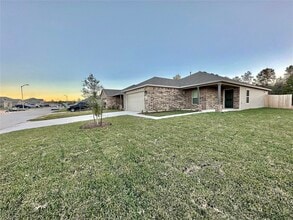 Building Photo - 270 Cumberland Forest Dr